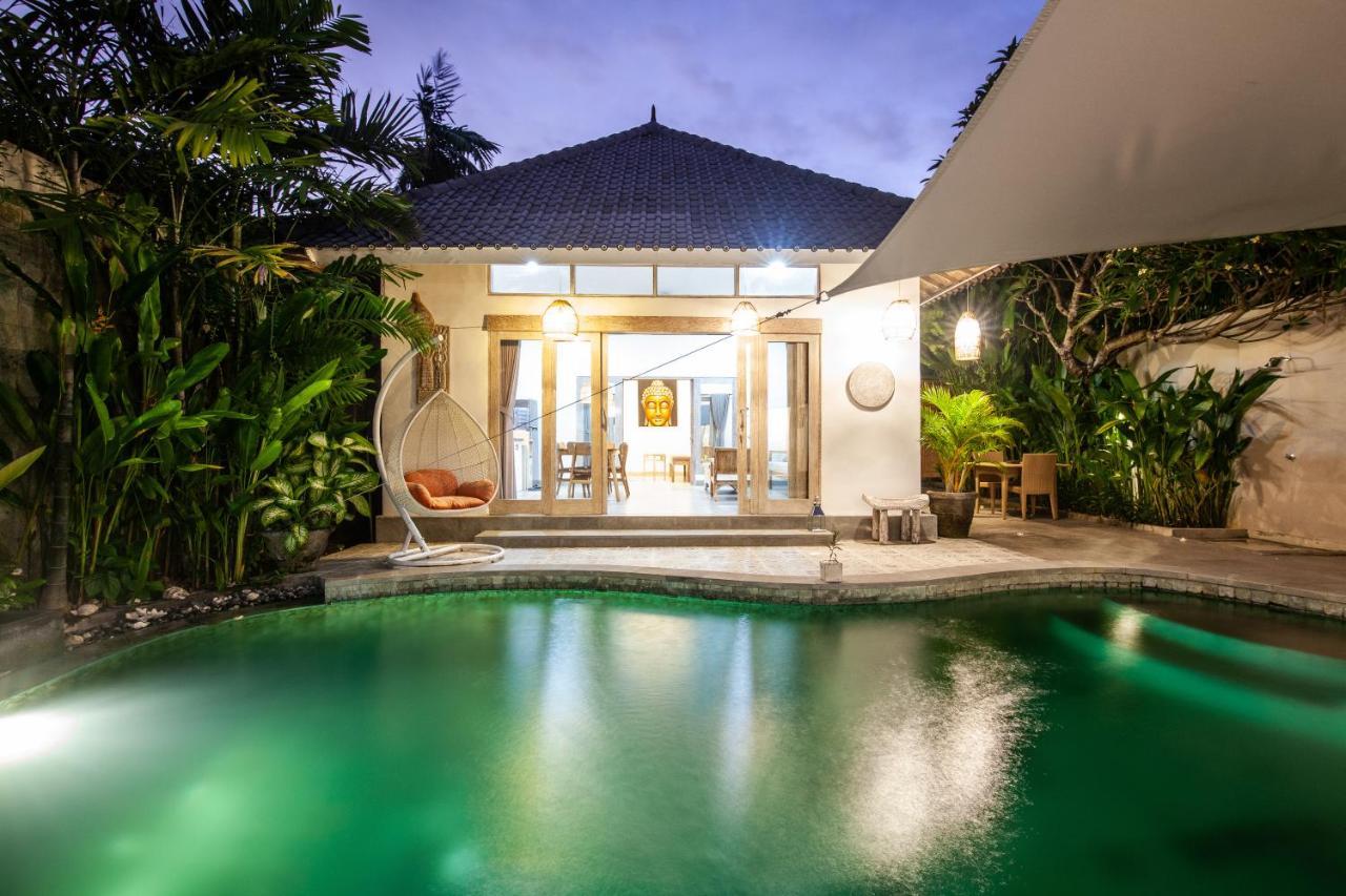 Ambermoon Villas Seminyak Exteriör bild
