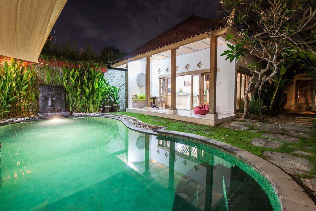 Ambermoon Villas Seminyak Exteriör bild