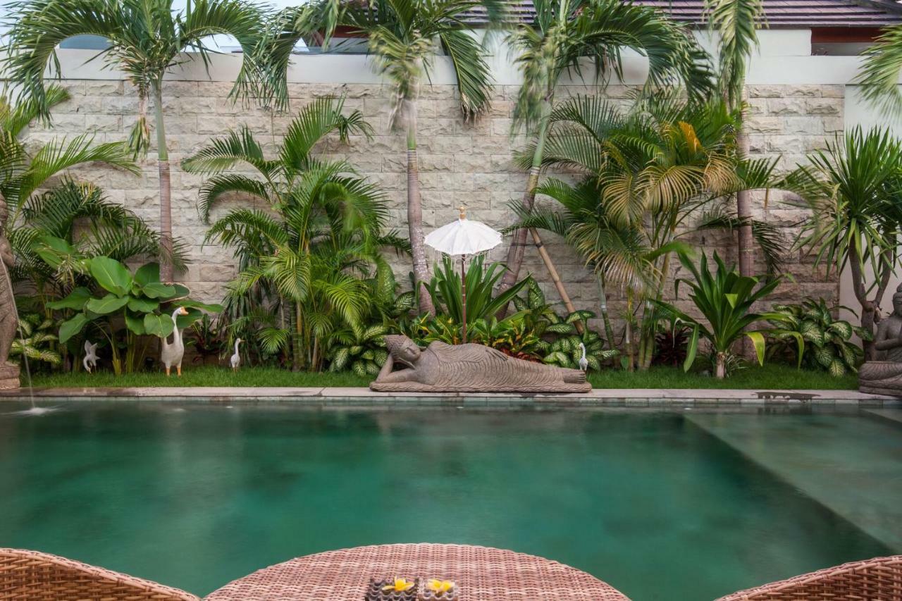 Ambermoon Villas Seminyak Exteriör bild